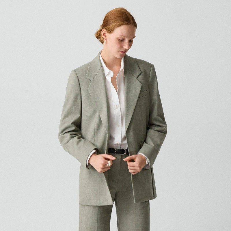 Vented Blazer in Wool Gabardine 3
