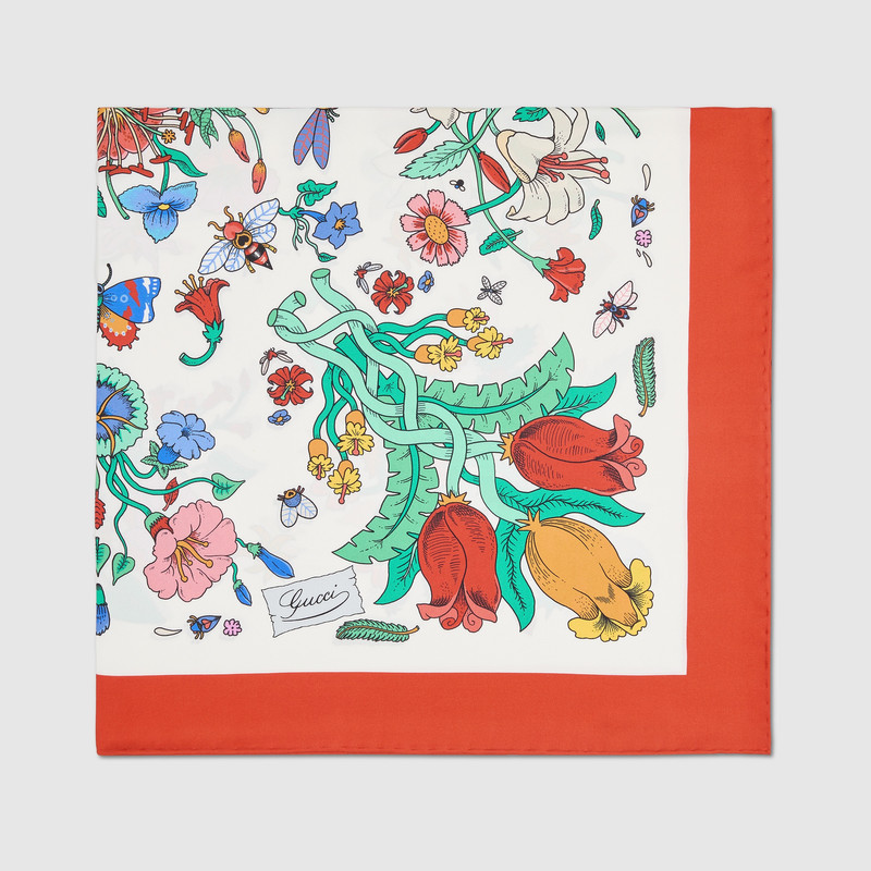 GUCCI 90 x 90 project printed silk carré outlook