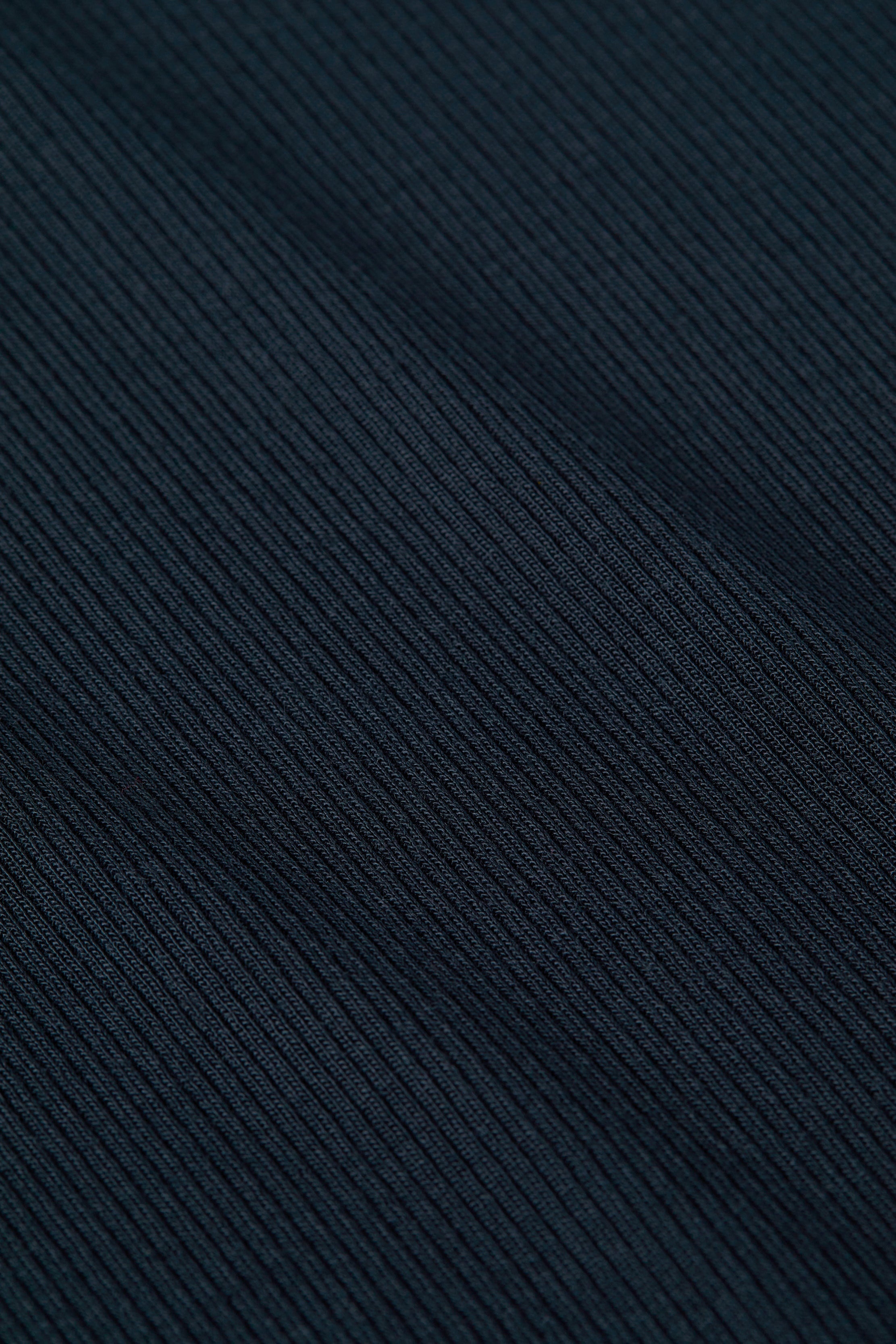 Ressi Fitted Tee - 3