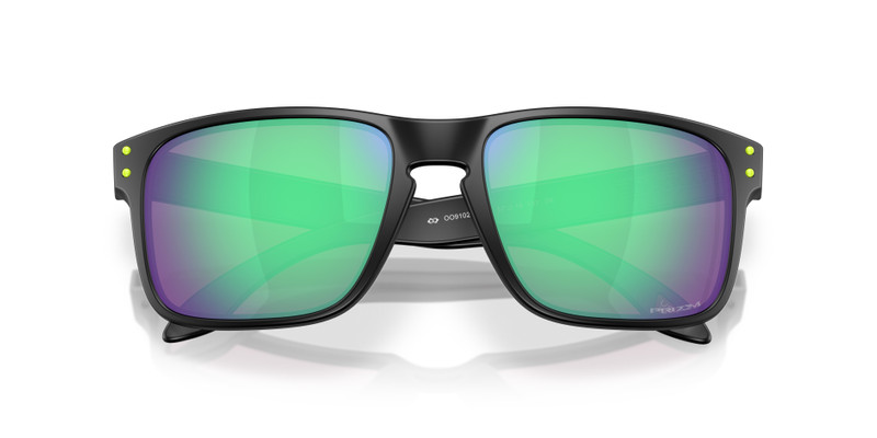 Holbrook™ Court Collection 5