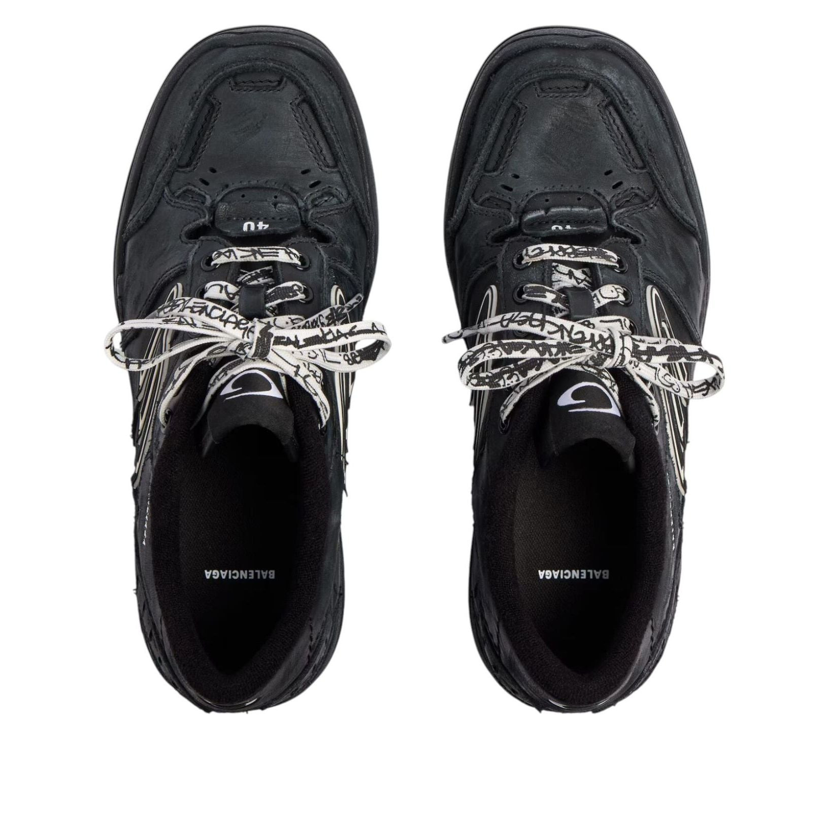 (WMNS) Balenciaga Hamptons Worn-out 'Black' 841763WCURB1000 - 4