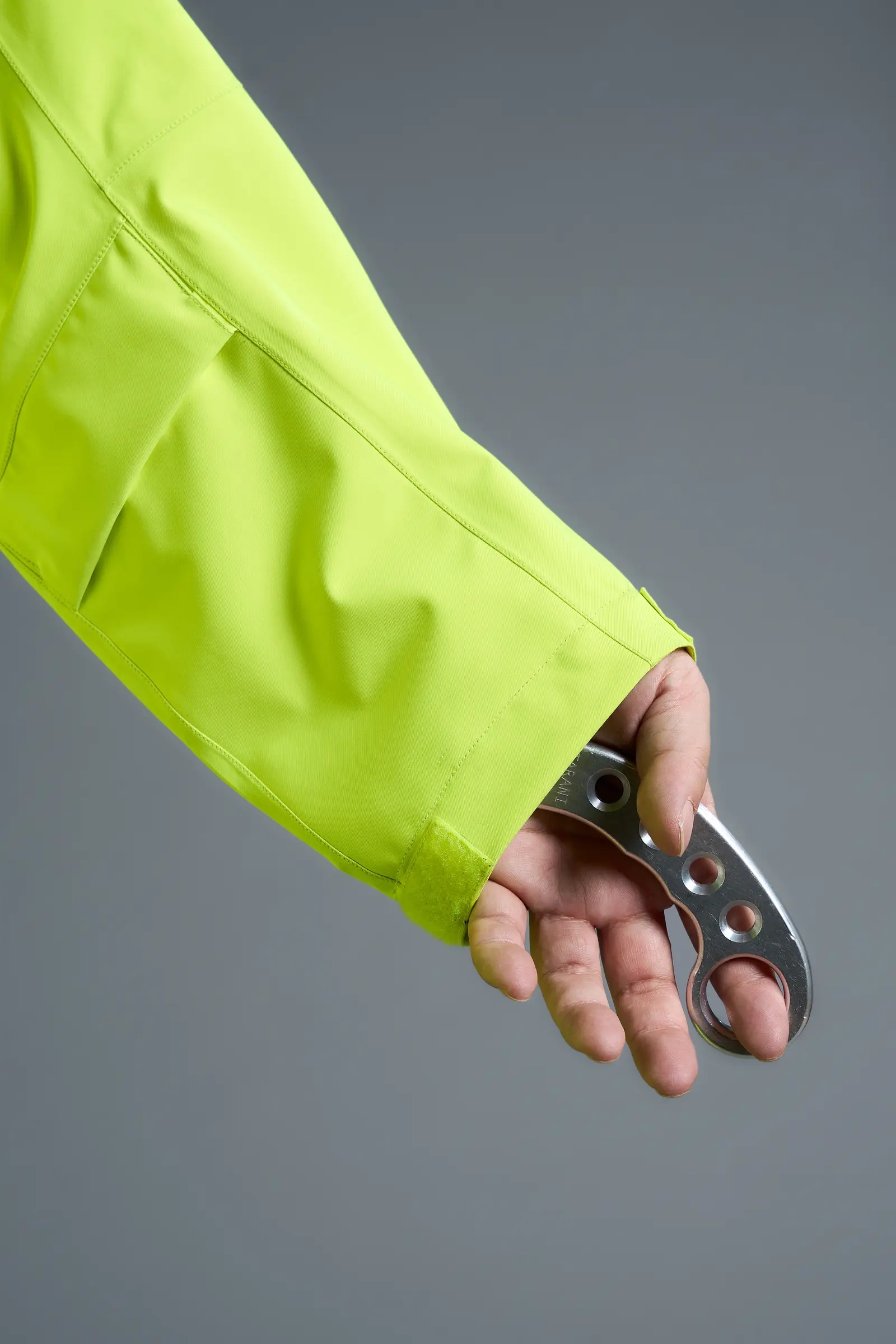 J1W-GTV 2.5L Gore-Tex Interops Jacket Hi-Vis Yellow - 44