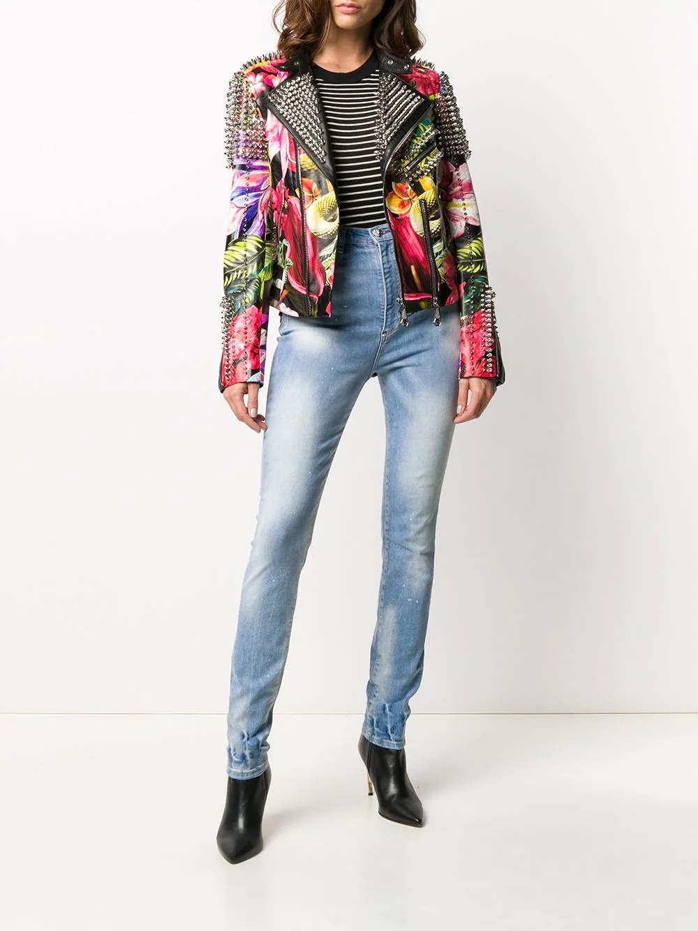 faded embroidered detail jeans - 2