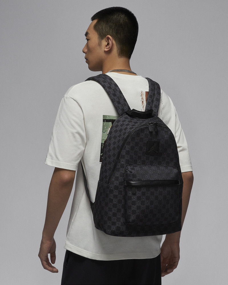 Jordan Monogram Backpack (25L) 1