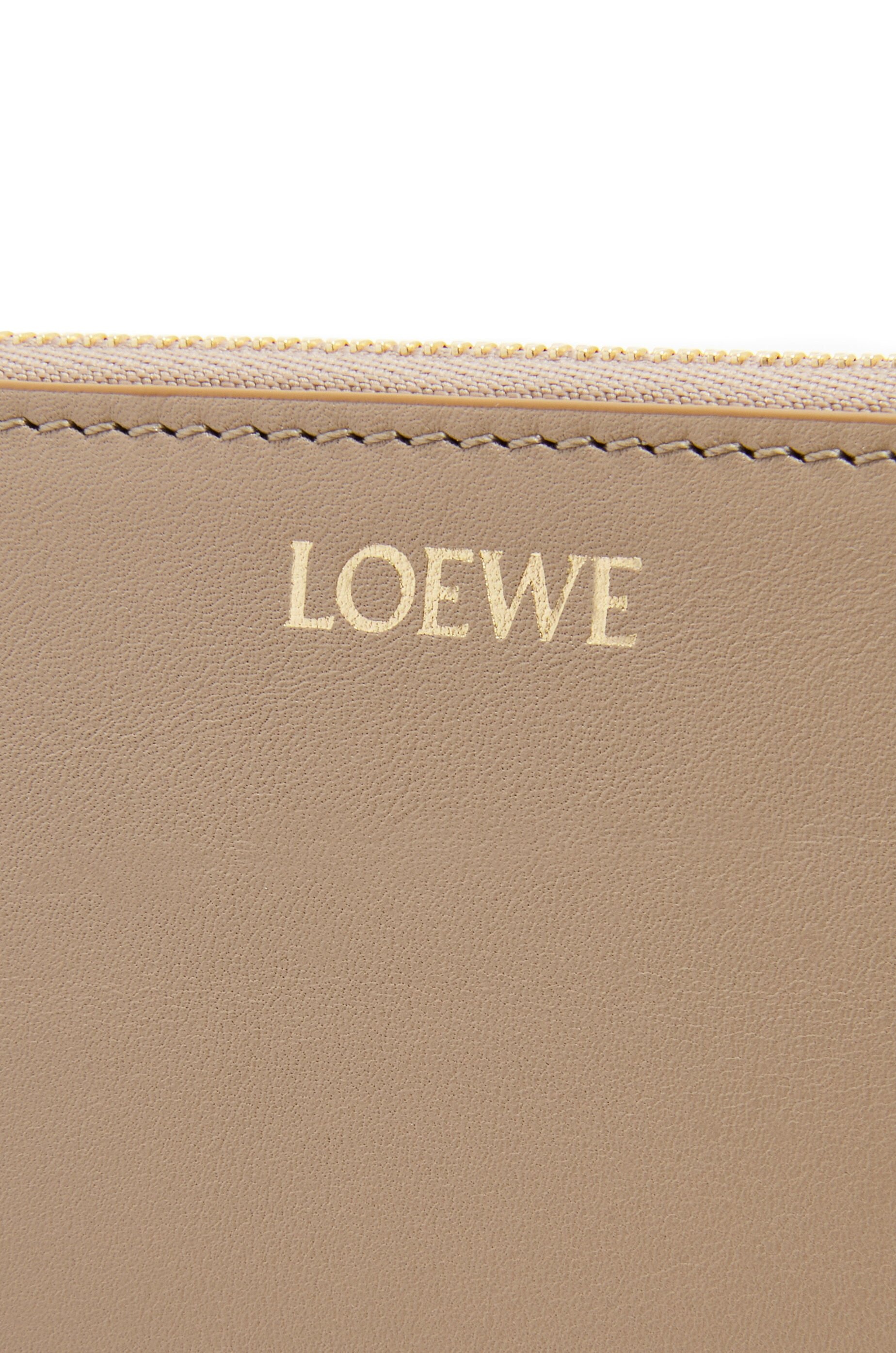 Knot zip around wallet in shiny nappa calfskin - 5