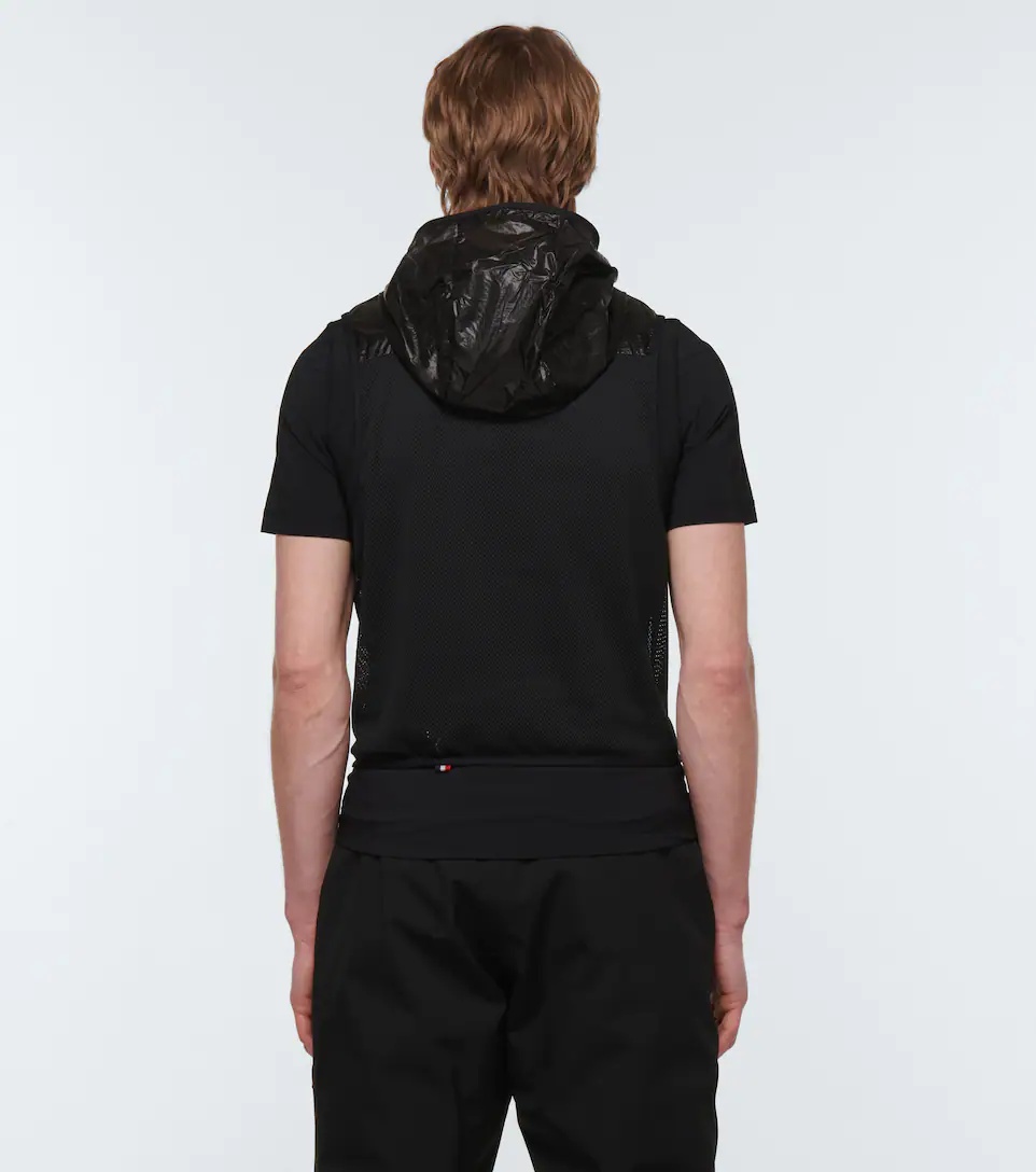 Technical short-sleeved vest - 4