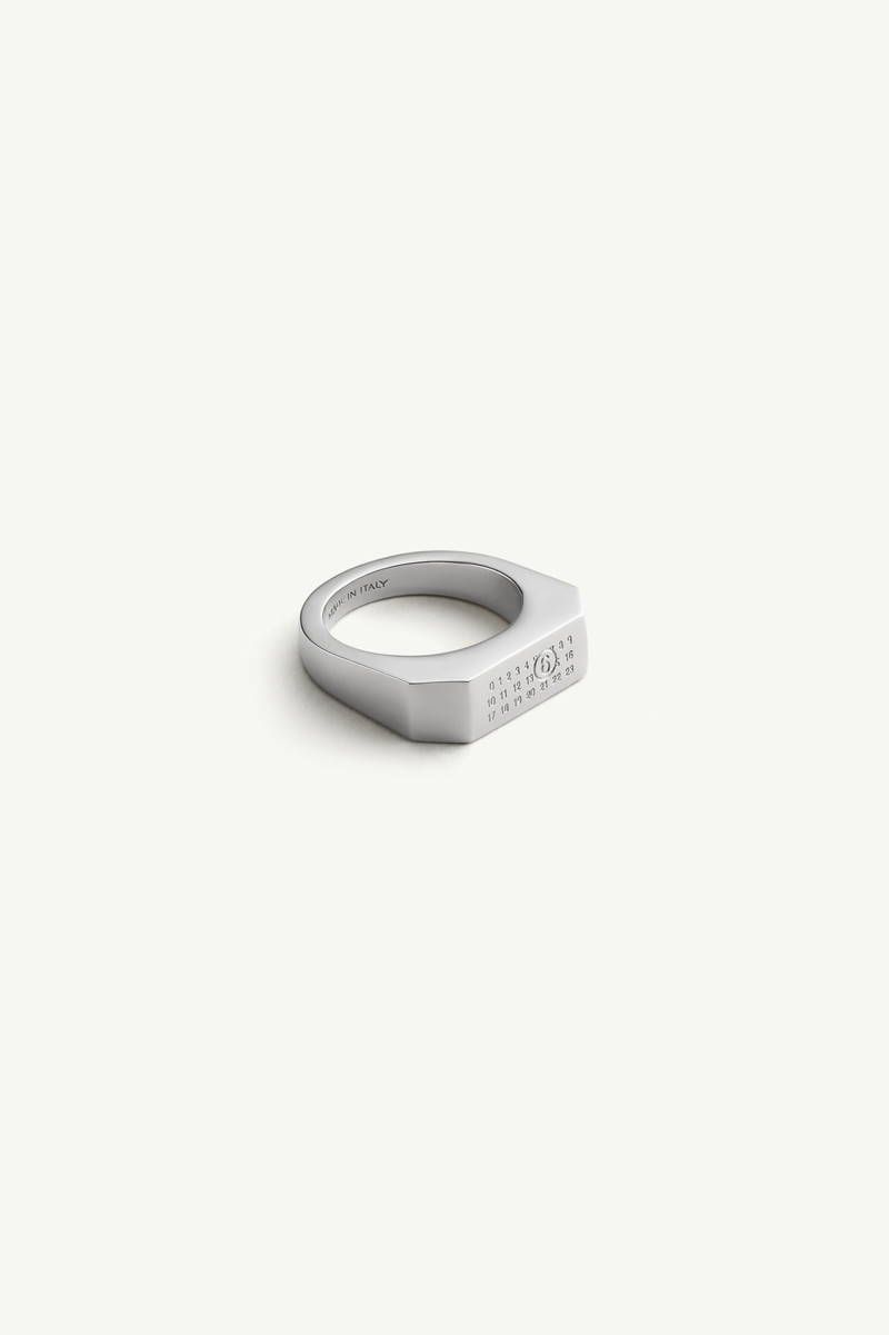 MM6 Maison Margiela Numeric ring outlook