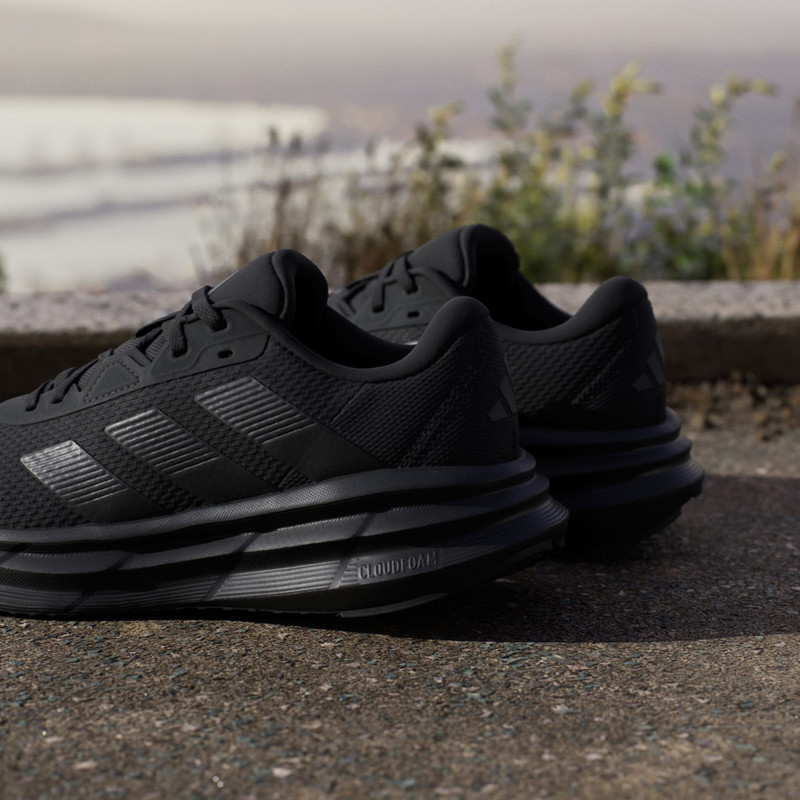 Galaxy 7 Running Shoes 9