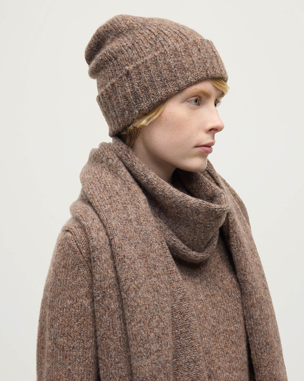Cashmere Bouclé Brown Beanie - 2