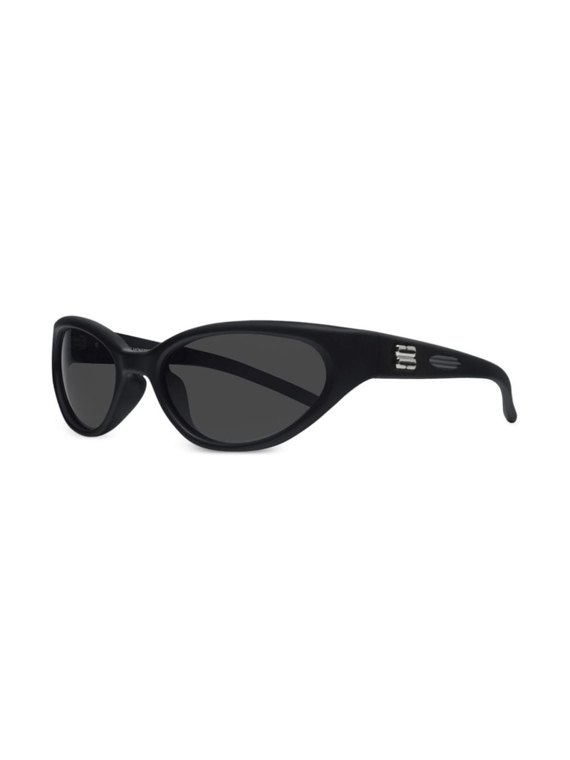 GENTLE MONSTER Juicy 01 cat eye-frame sunglasses outlook