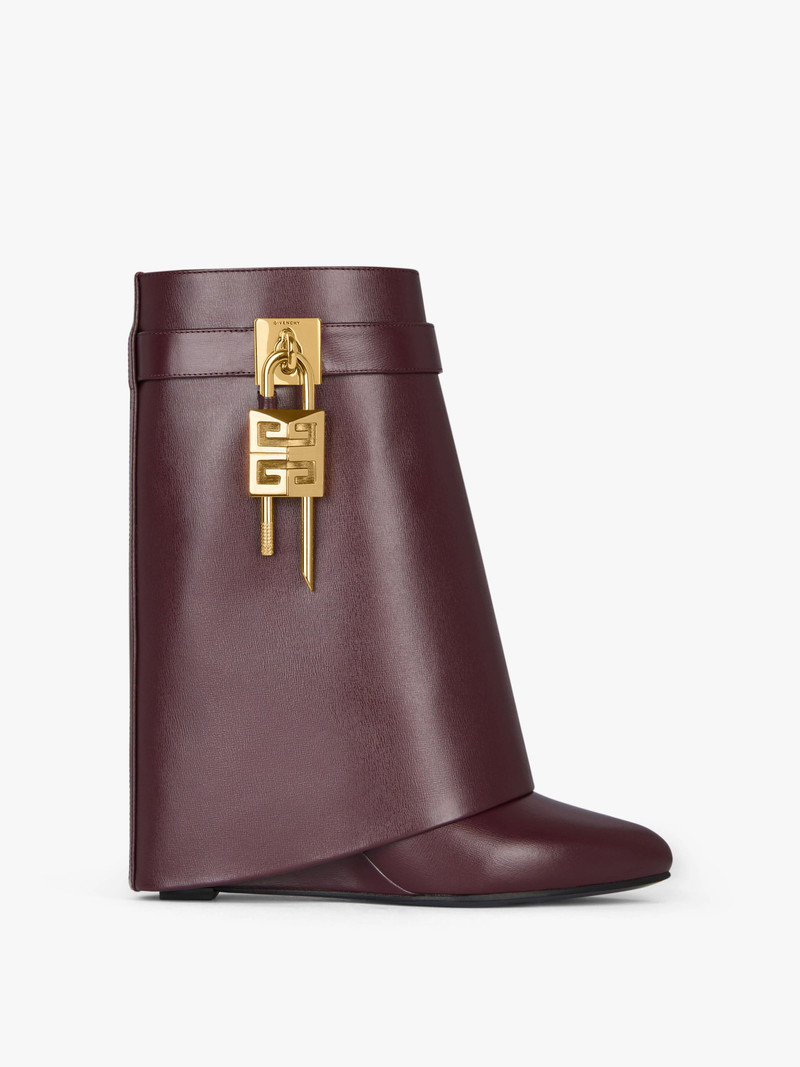 SHARK LOCK ANKLE BOOTS IN LEATHER 1