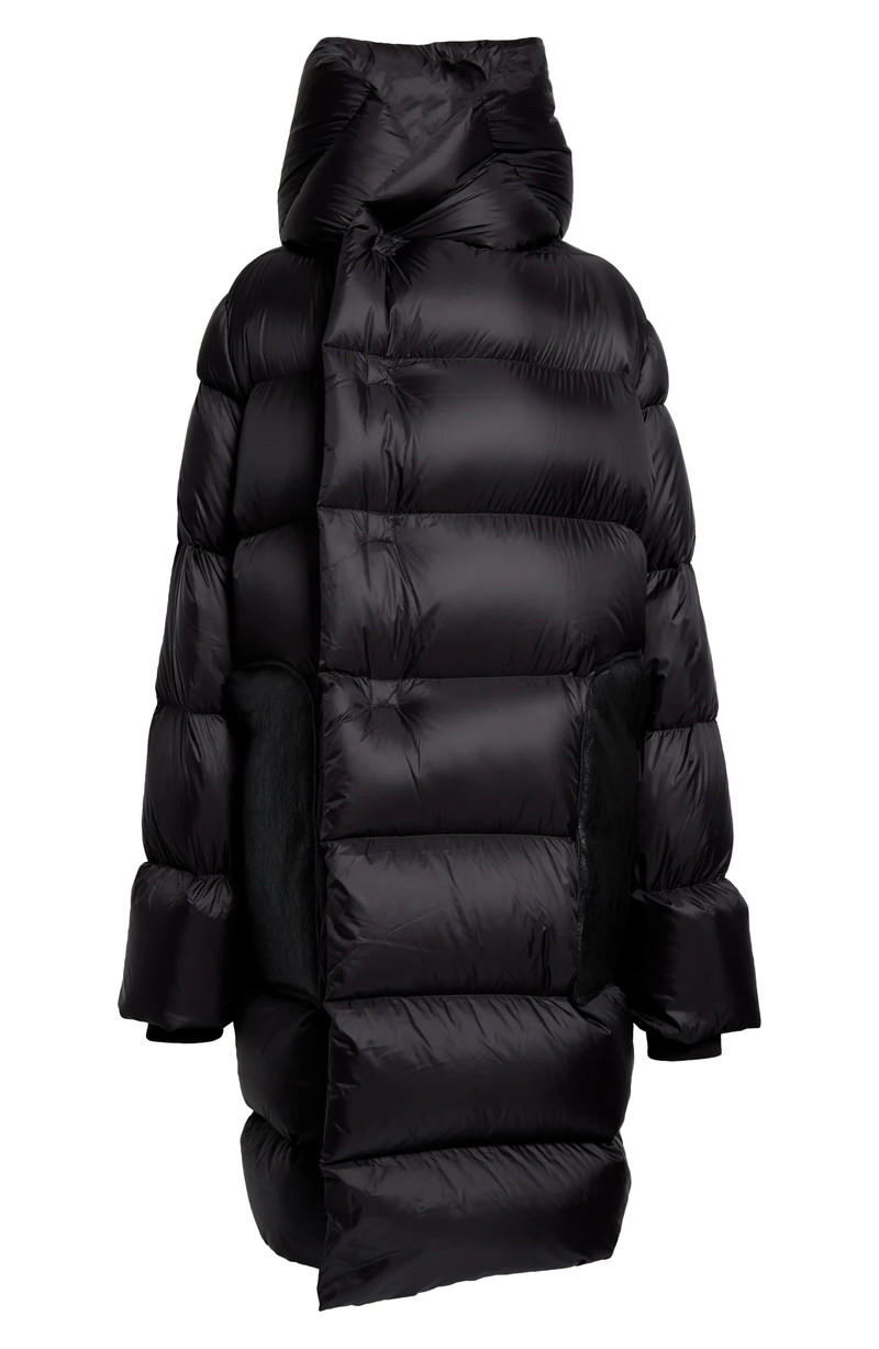 Hooded Down Puffer Coat in Black/Black 7