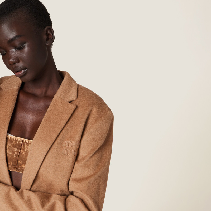 Single-breasted velour camel hair coat 5