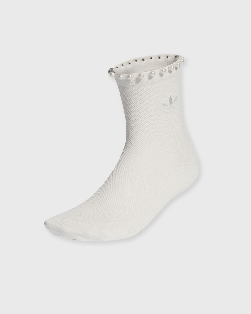 adidas PEARLS CR S 1P outlook