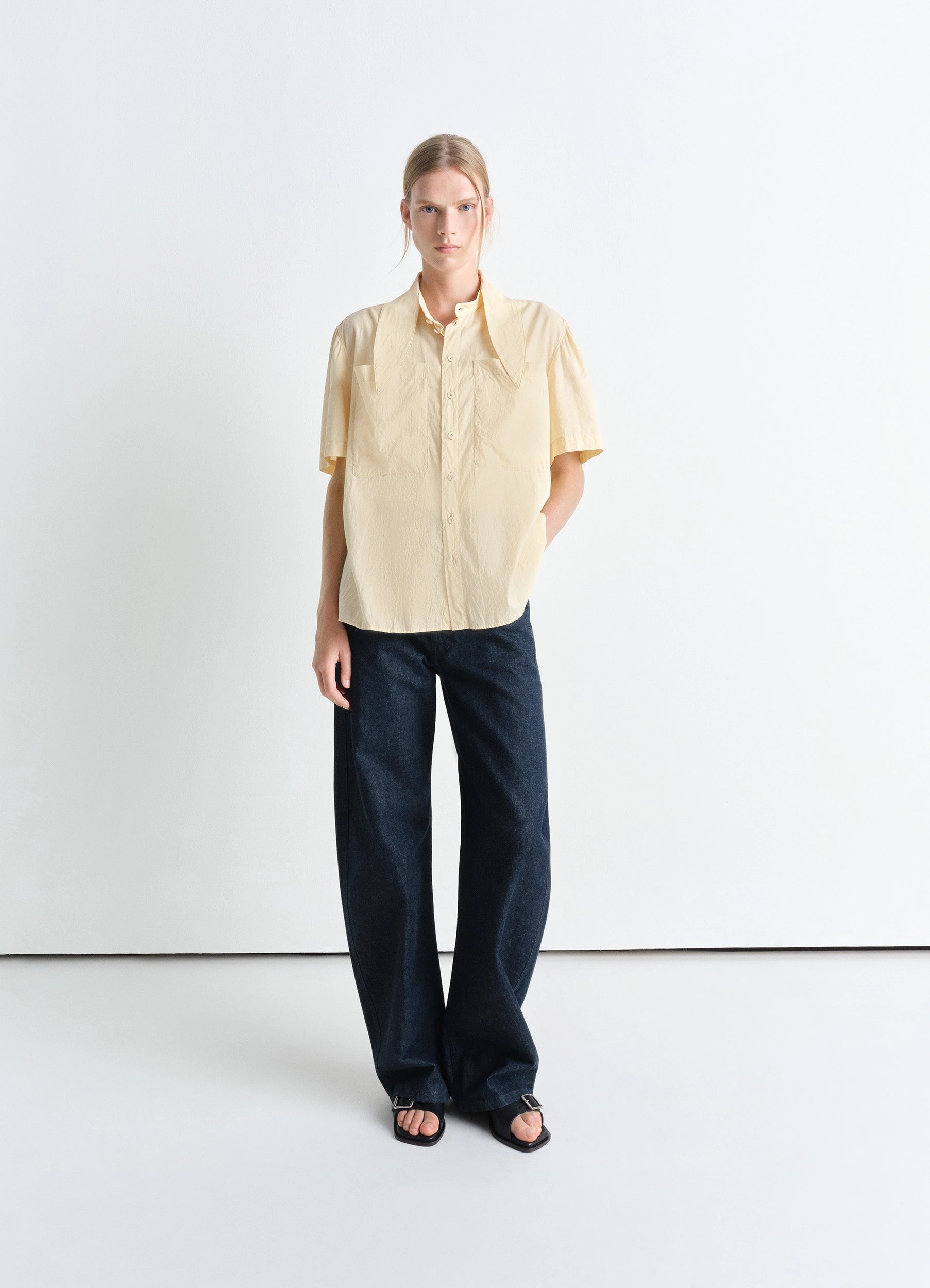 【関税込み】LEMAIRE グレー Foulard 半袖Tシャツ Lemaire T-shirt With Foulard | italist