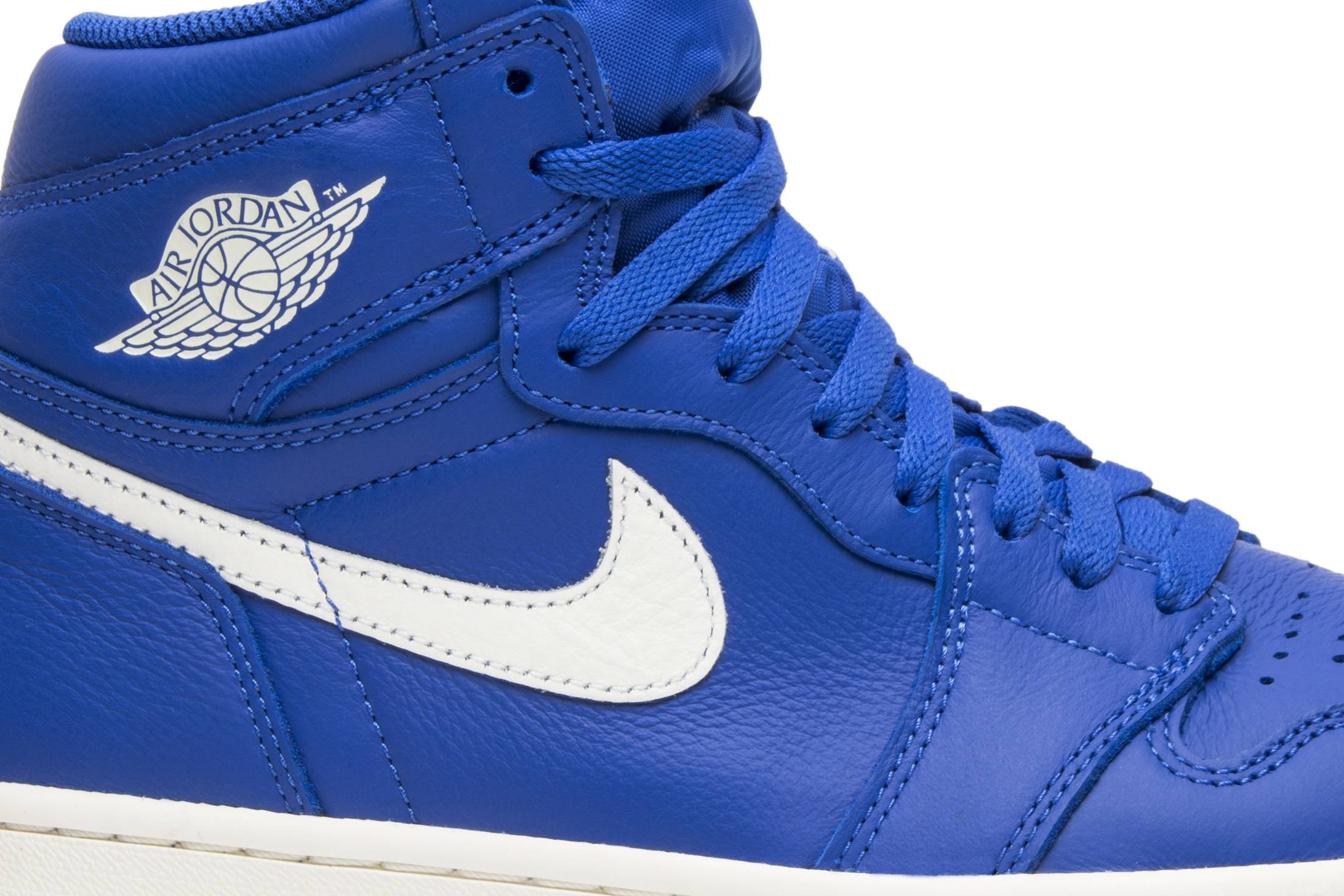 Air Jordan 1 Retro High OG 'Hyper Royal' - 2