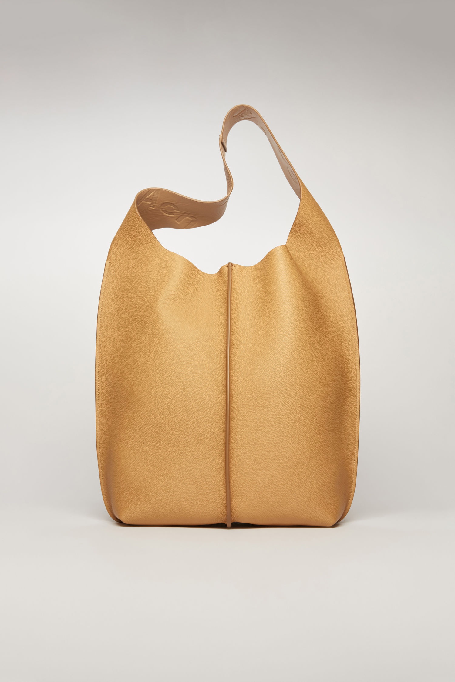 Grain leather tote bag almond beige - 1