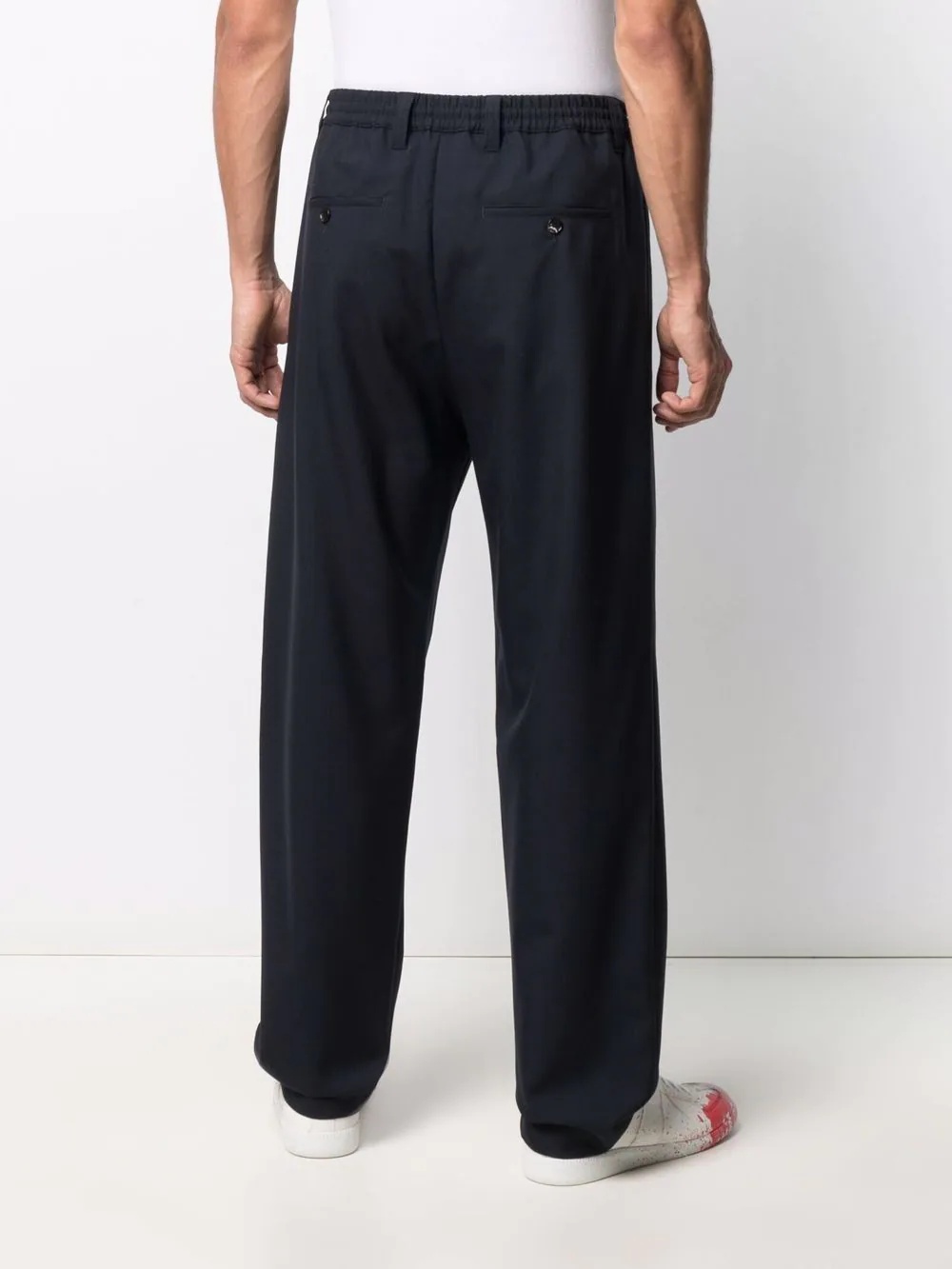 button-fastening straight-leg trousers - 4