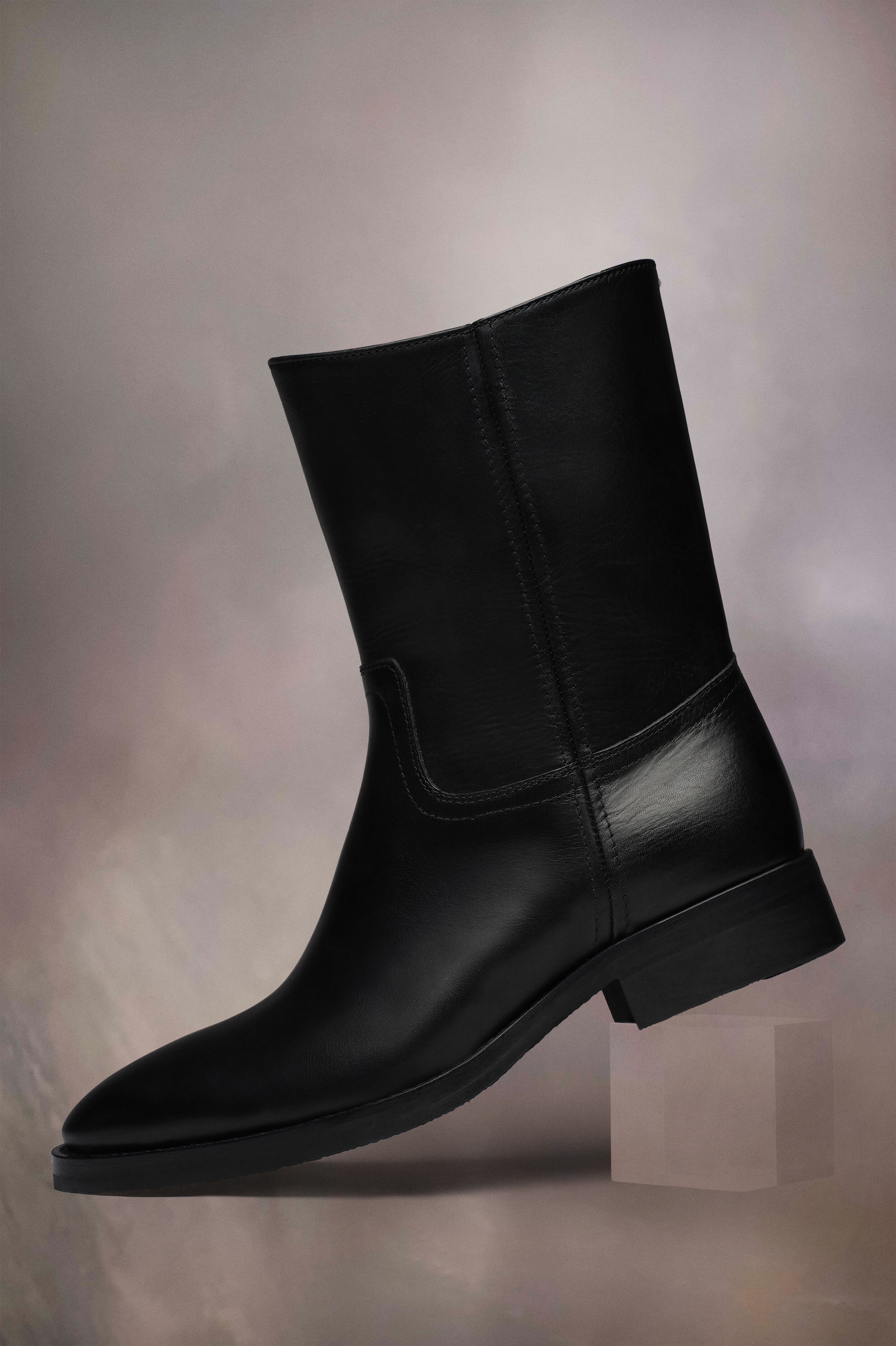 Leather boots - 2