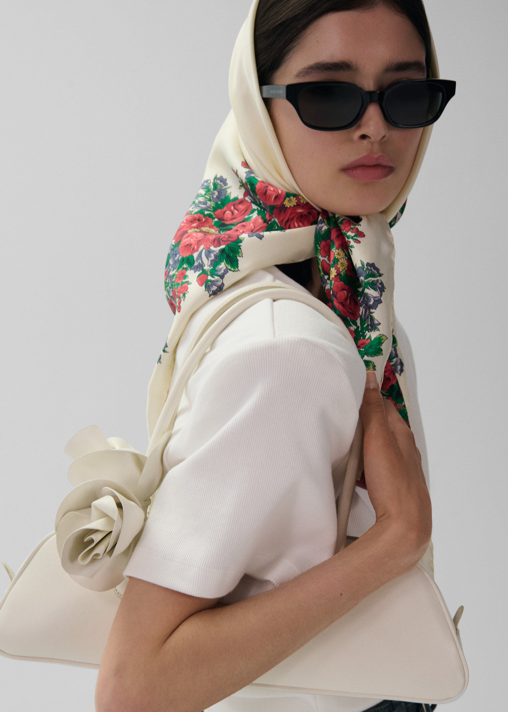 Folk floral print scarf in cream - 5