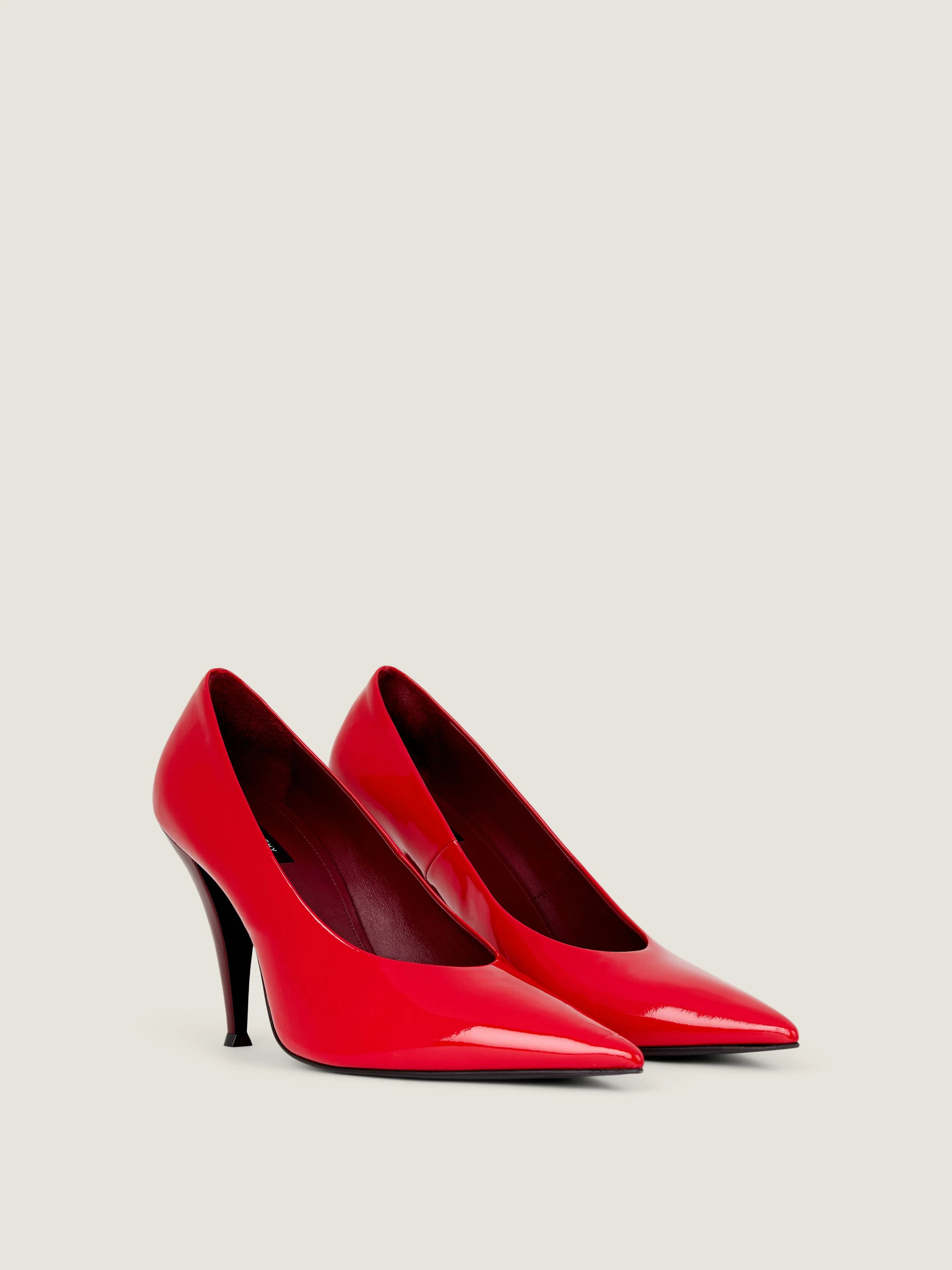 POINTY PUMPS IN PATENT LEATHER - 1