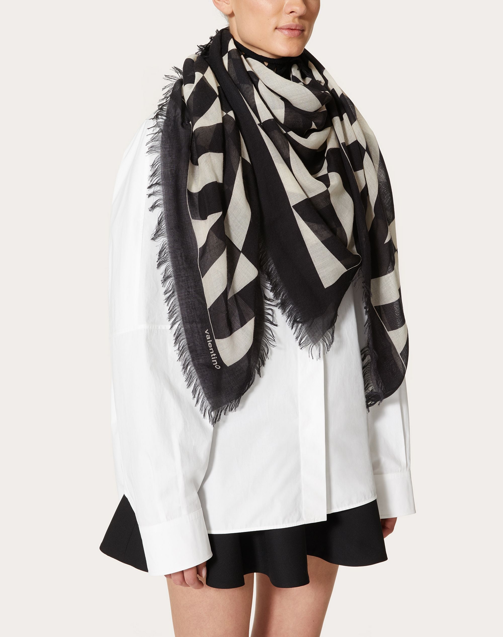 Cashmere and Silk Optical Valentino Shawl 140x140 cm / 55x55 in. - 4