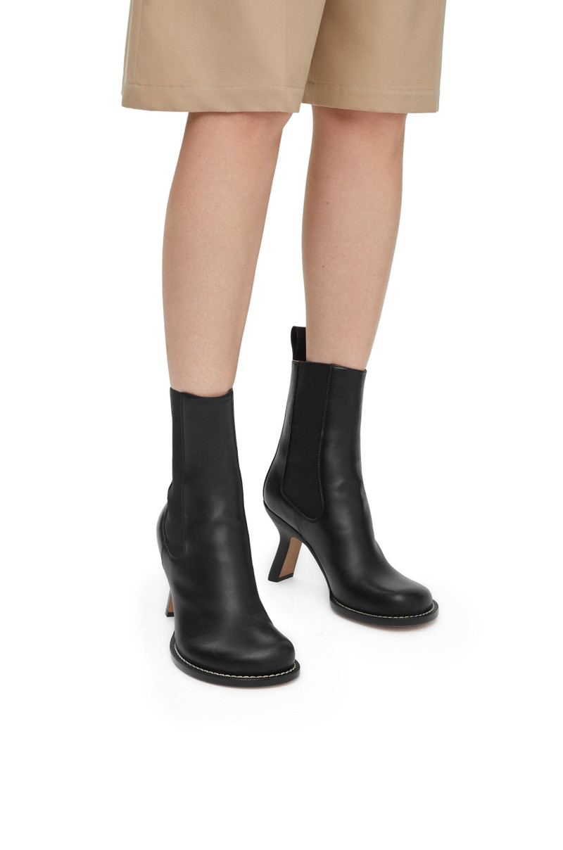 Loewe Campo chelsea bootie in waxed calfskin outlook