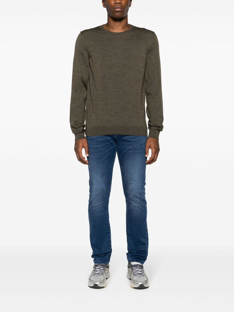 BOSS logo-patch slim-cut jeans outlook
