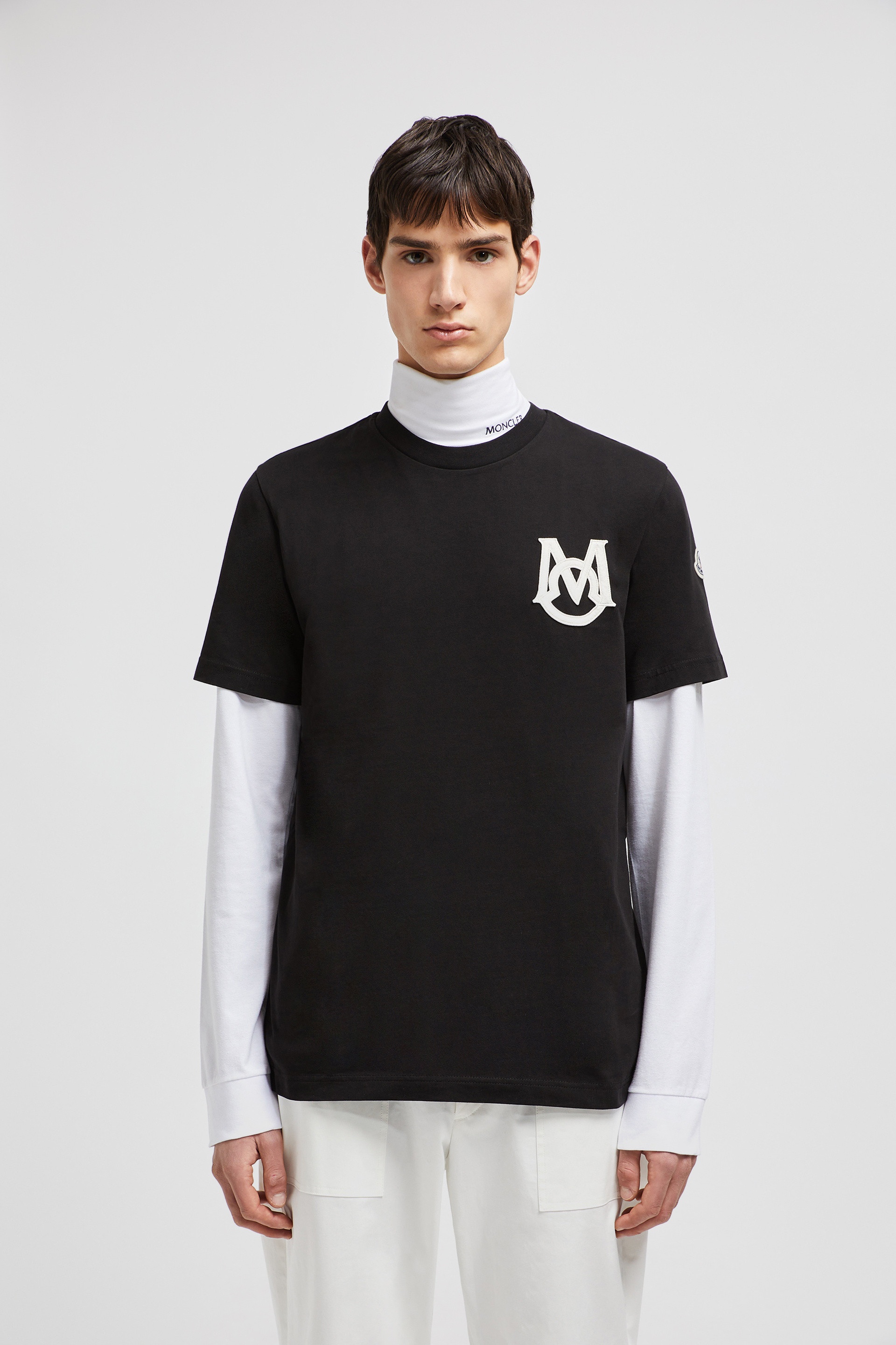 Moncler TシャツMonogram Cotton T-Shirt With Pocket 関税込 Moncler Monogram T-Shirt | REVERSIBLE