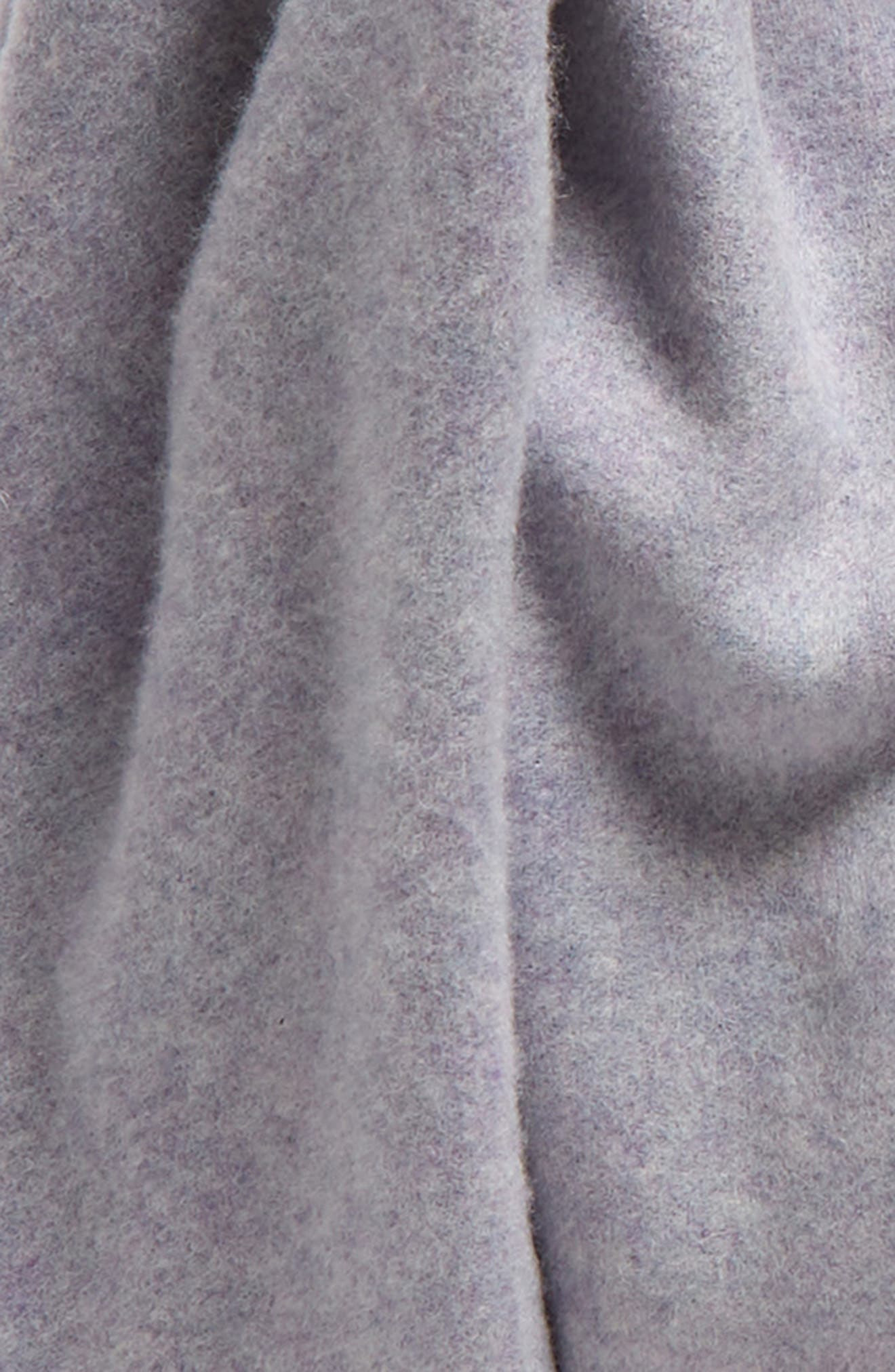 Canada Fringe Scarf - 4