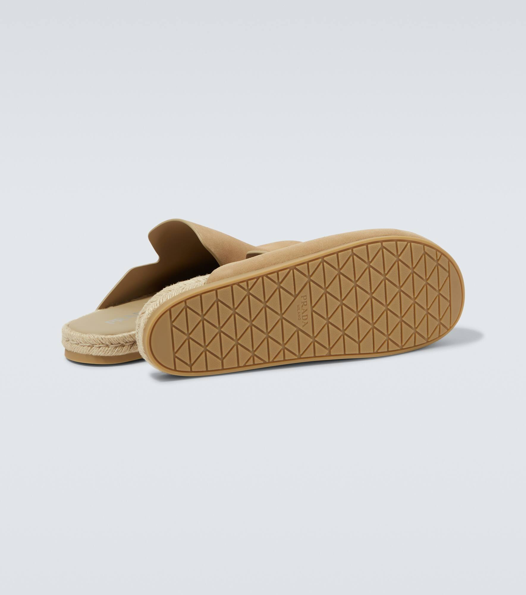 Suede clogs - 7