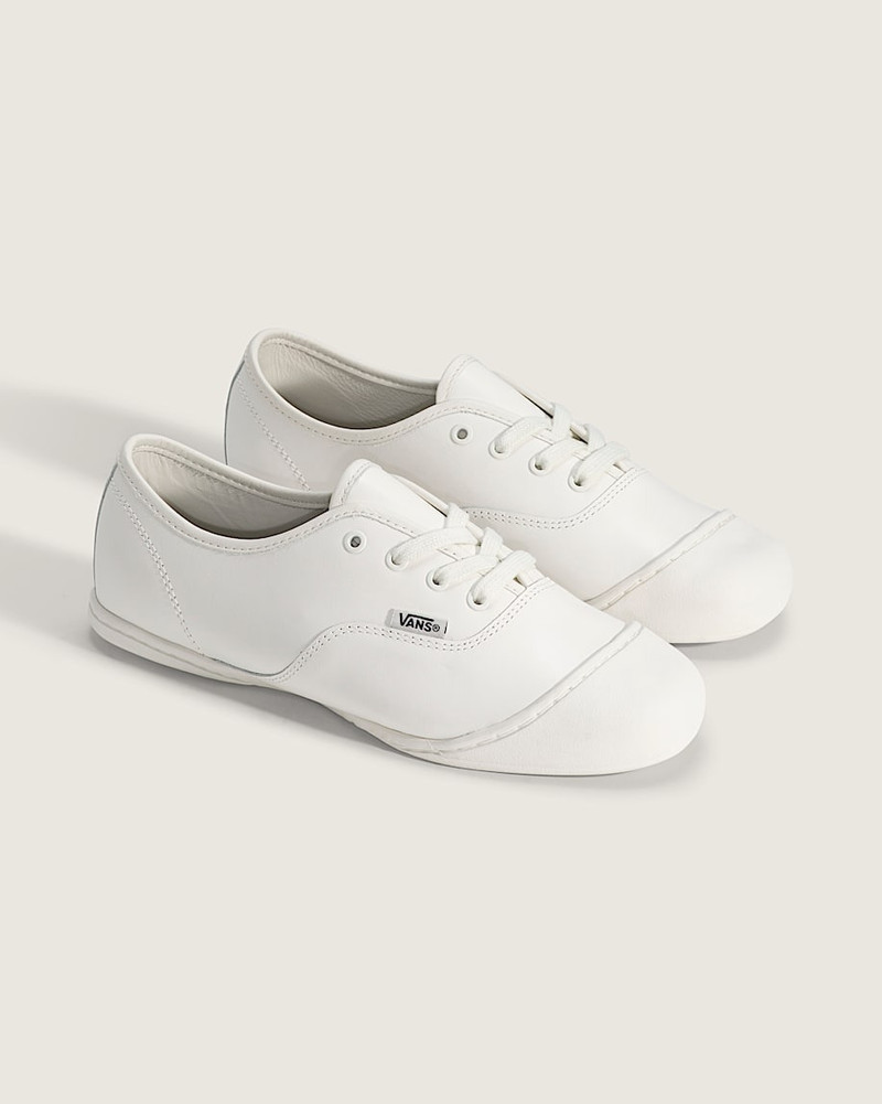 OTW by Vans X S.R. STUDIO. LA. CA. Authentic 44 Prima 3