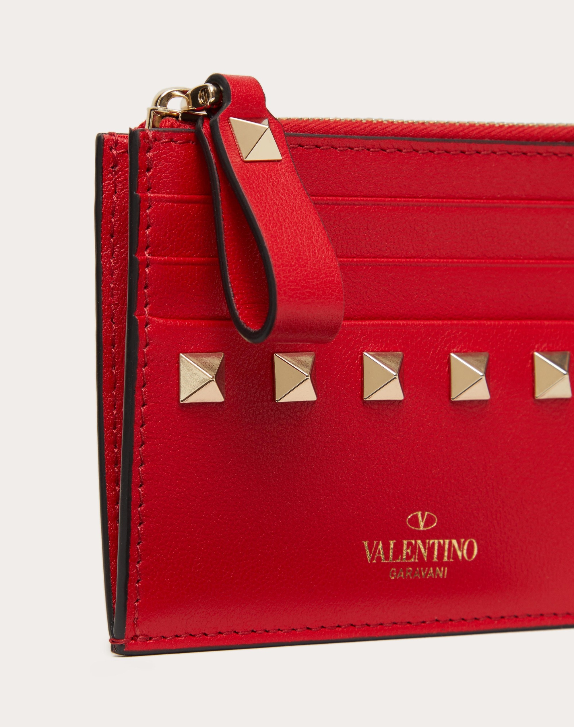 ROCKSTUD CALFSKIN CARDHOLDER WITH ZIPPER - 2