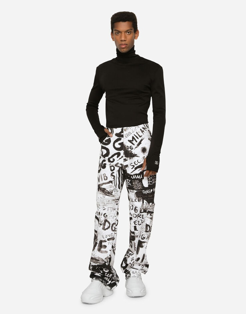 Oversize graffiti-print jeans 1