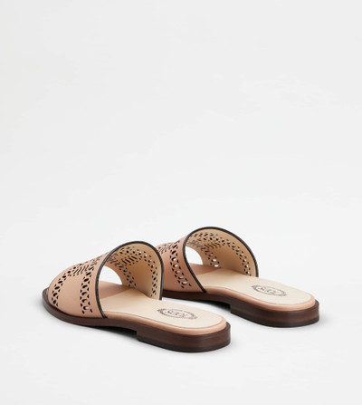 Tod's KATE SANDALS IN LEATHER - PINK outlook