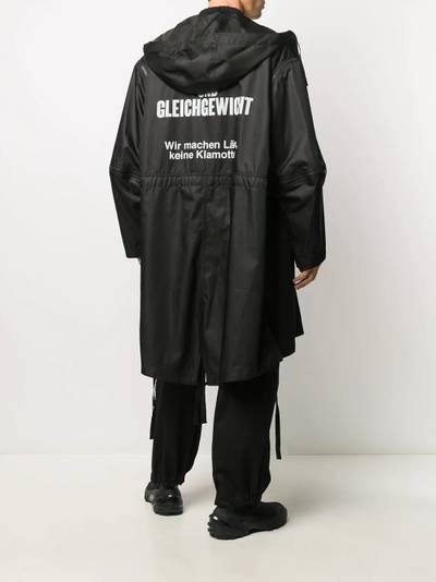 UNDERCOVER detachable sleeve parka outlook