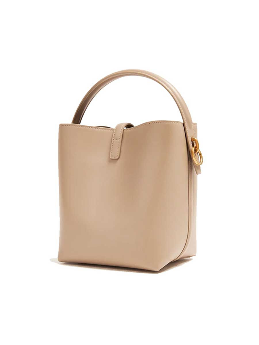Le 37 Small in Shiny Leather - 7