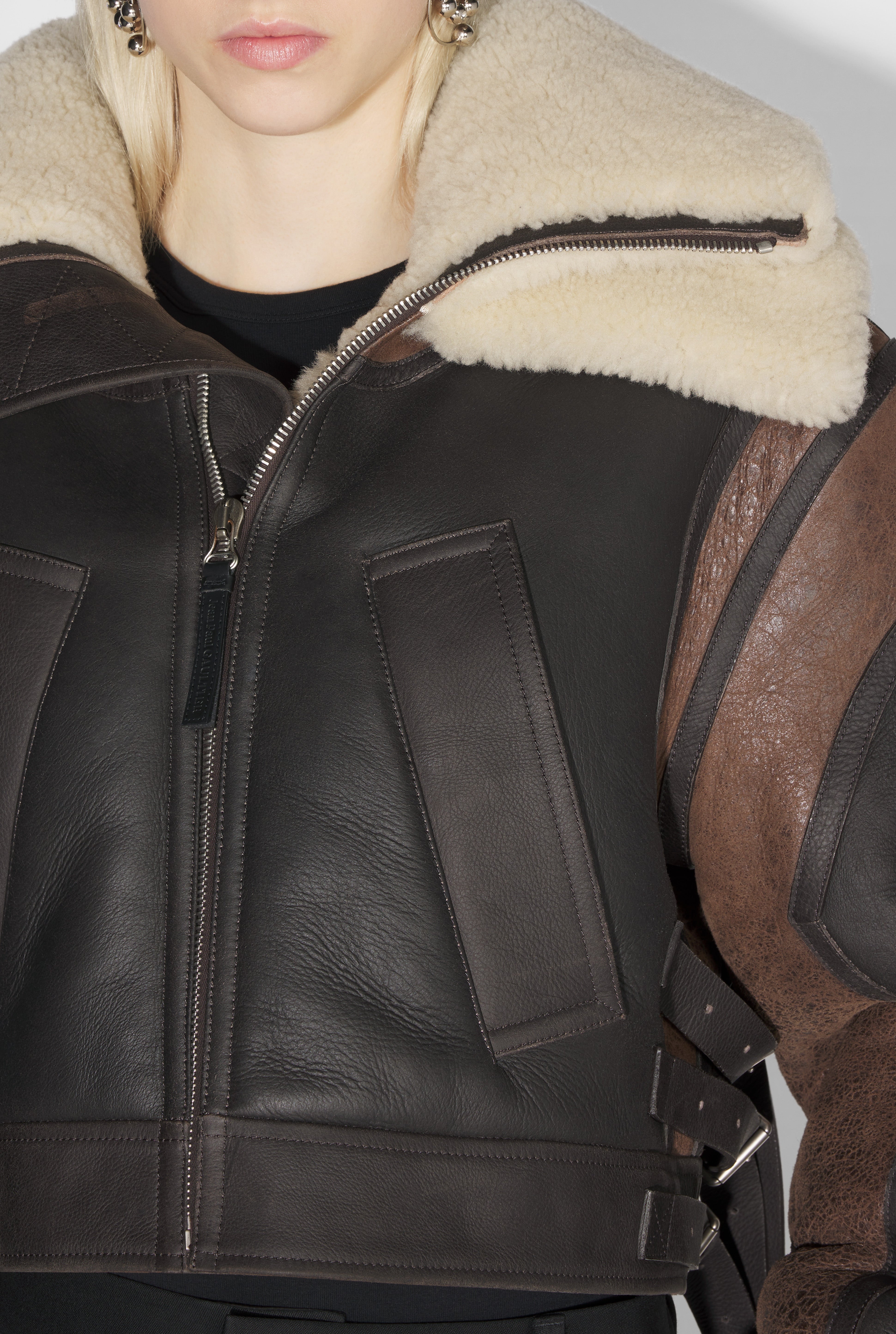 THE LEATHER AND SHEARLING JACKET - 4