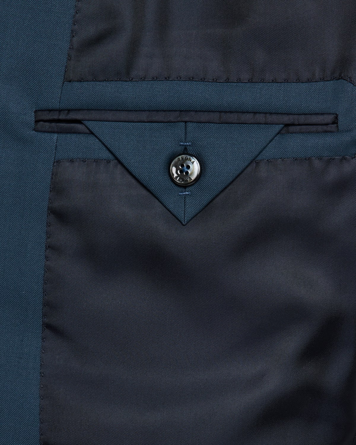 Men's Solid Wool Suit - 8