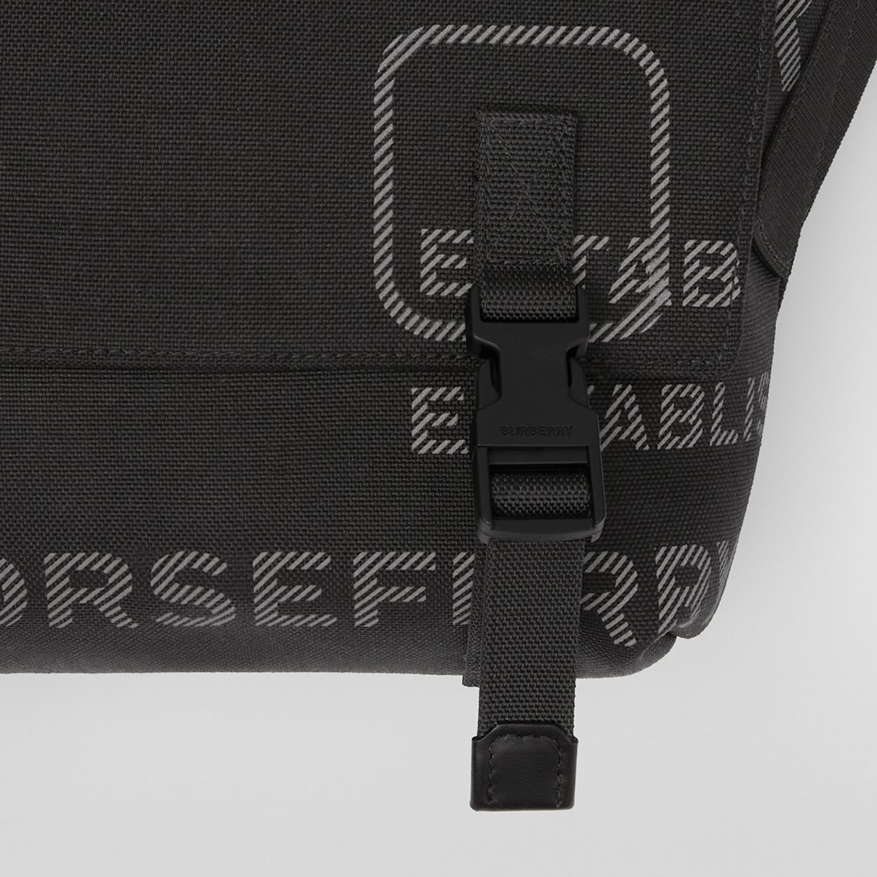 Small Horseferry Print Nylon Messenger Bag 2
