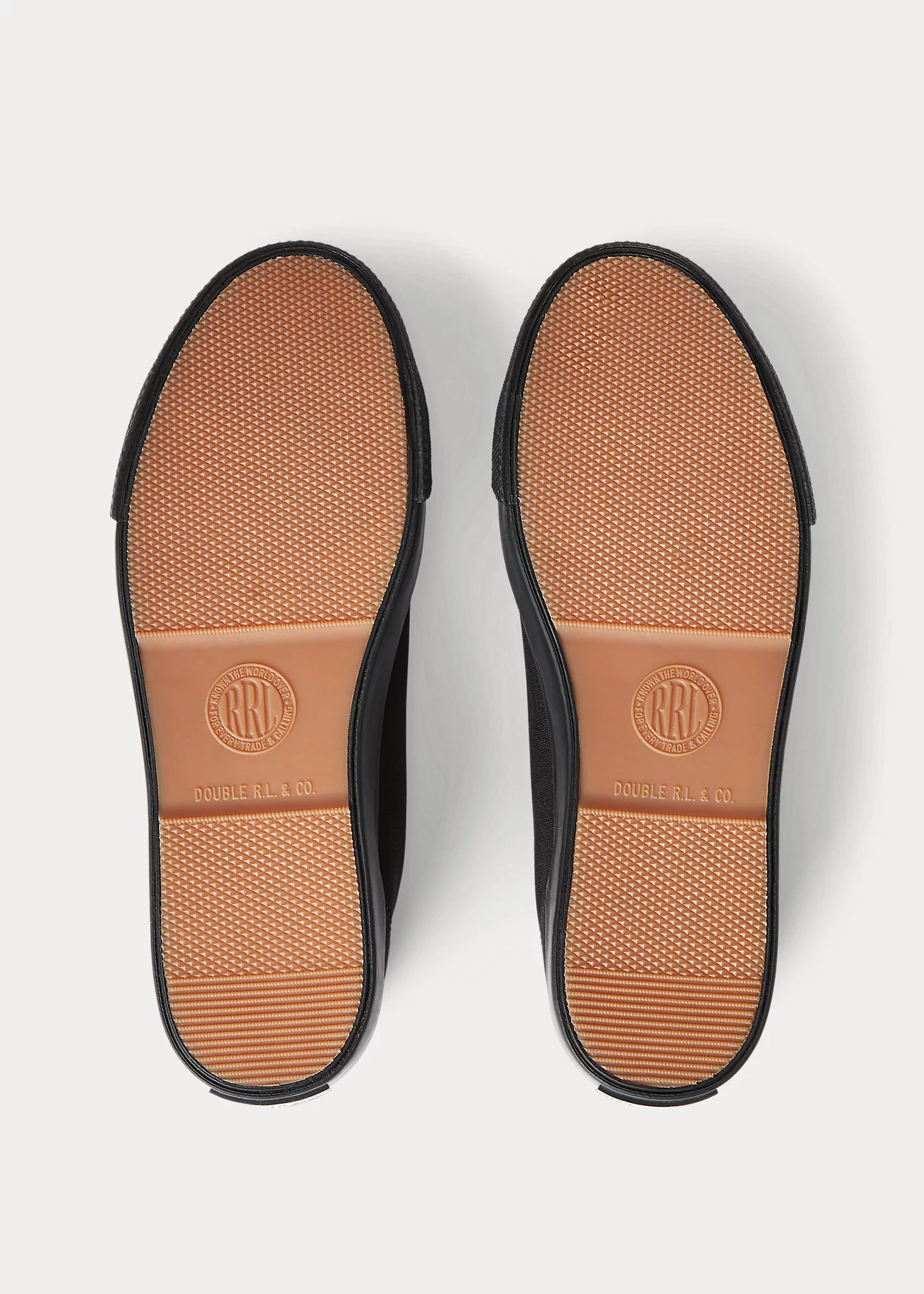 Canvas Sneaker - 4