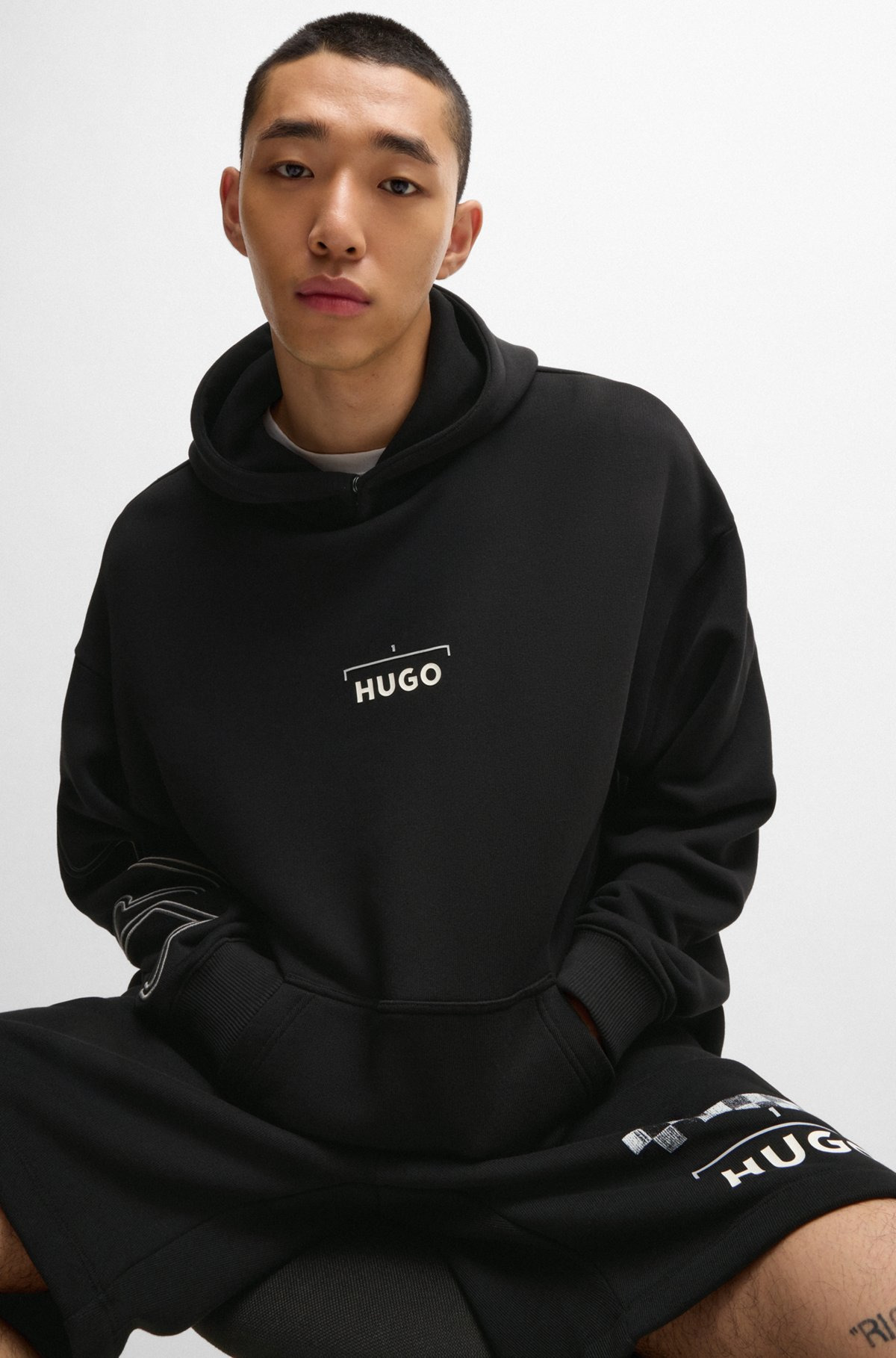 HOODIE WITH RACING PRINT - 3
