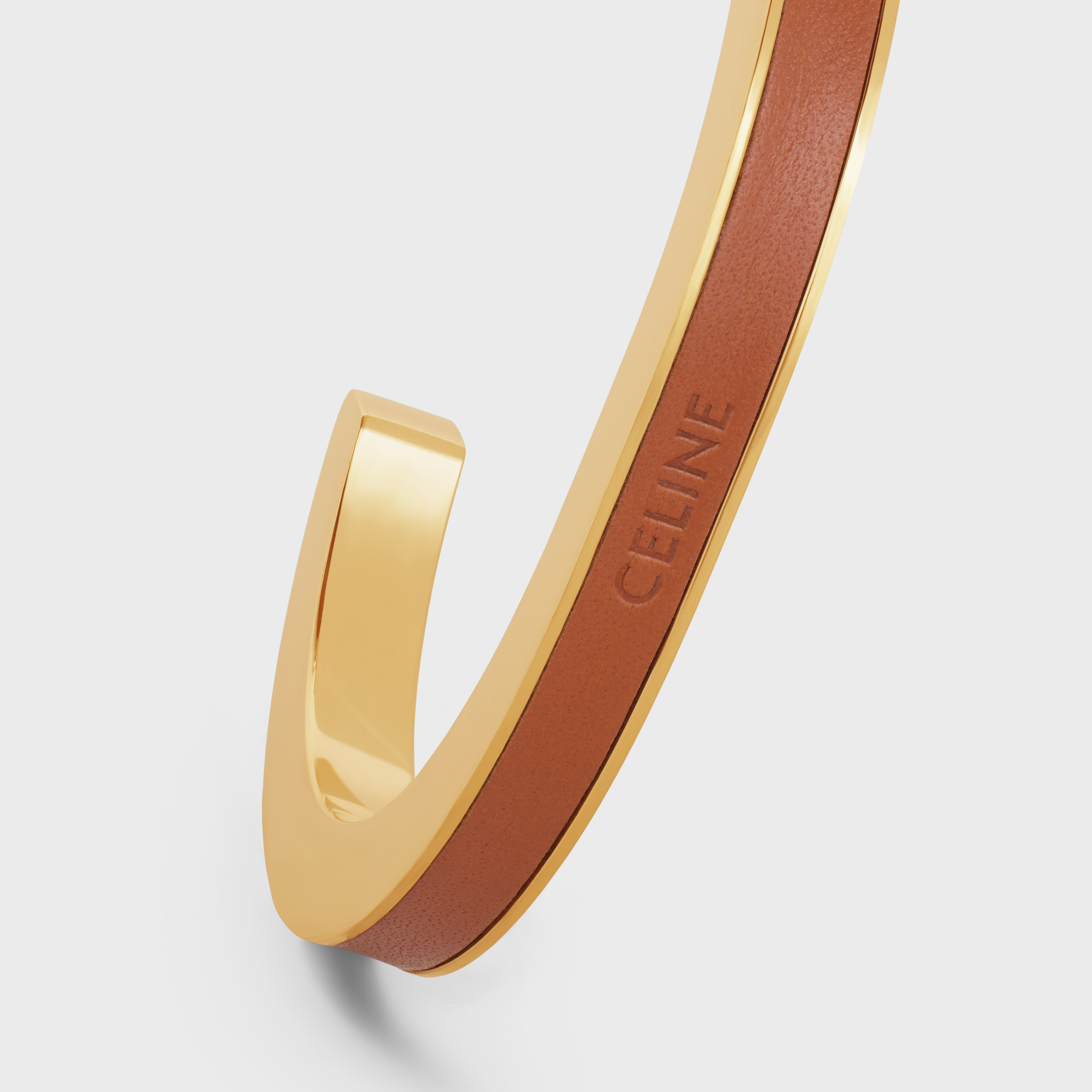 Formes Simples Leather Cuff in Brass with Gold Finish and Calfskin - 4