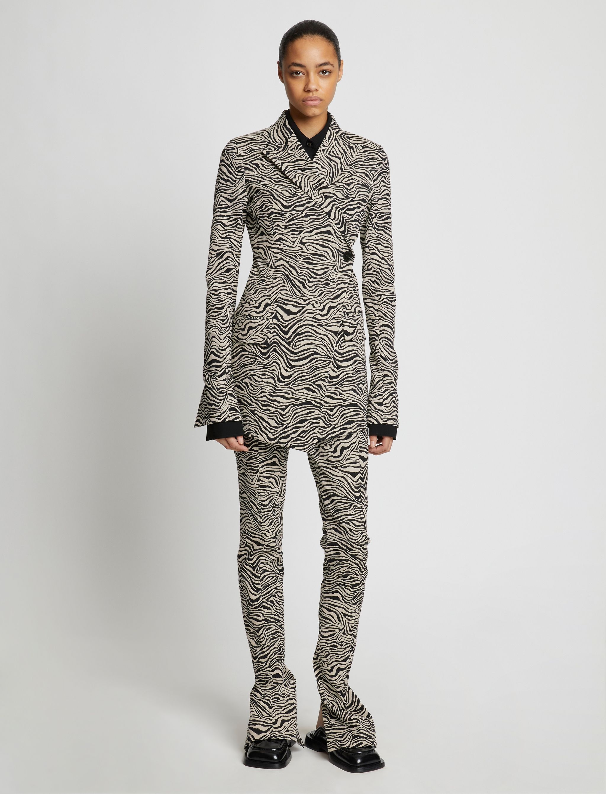 Stretch Zebra Jacquard Blazer - 3