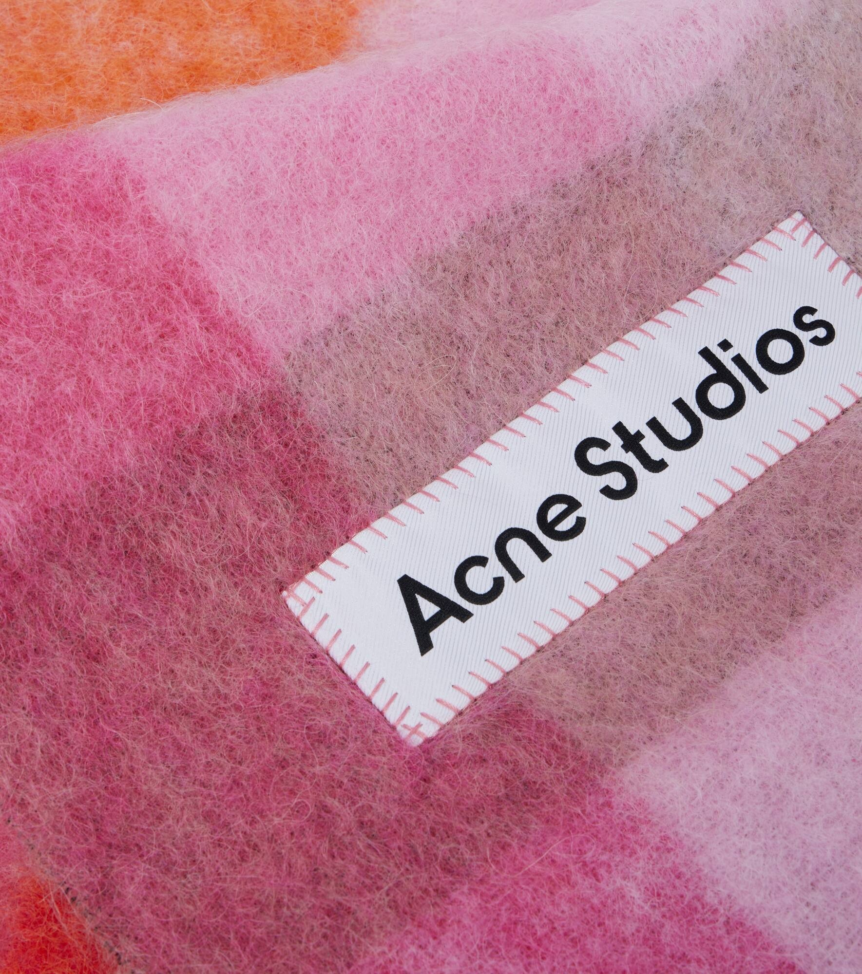 Logo checked wool-blend scarf - 4