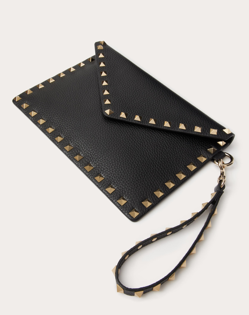 ROCKSTUD GRAINY CALFSKIN POUCH 5