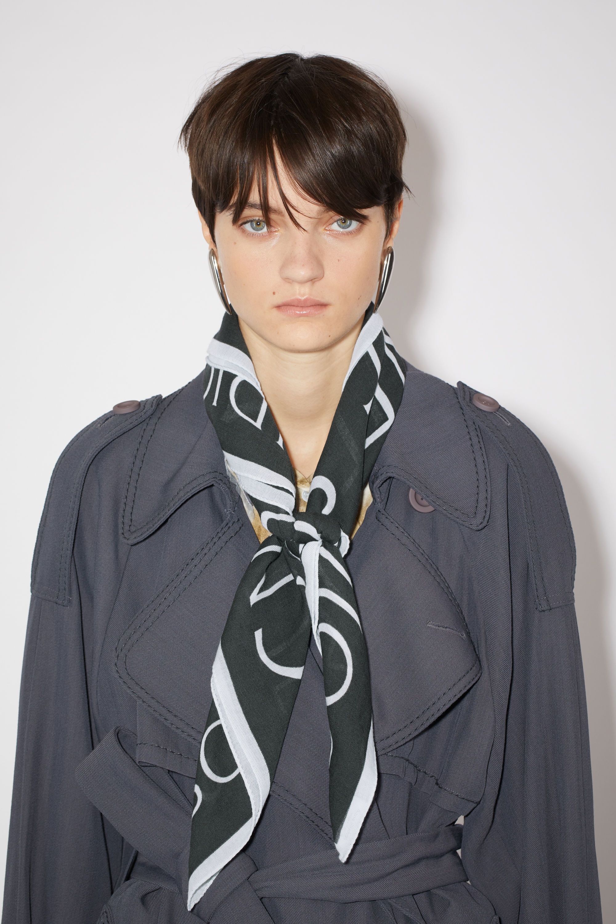 Logo wool square scarf - Carbon grey - 2