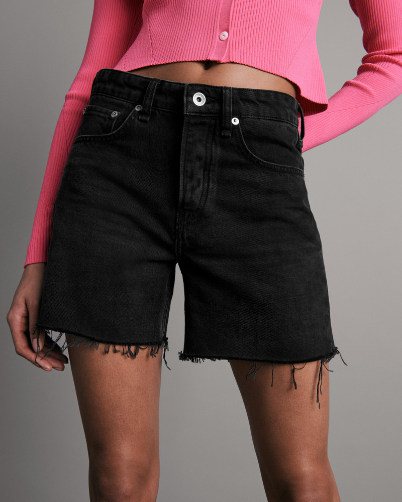 Rosa Mid-Rise Boyfriend 5" Short - Highland
Relaxed Fit Black Jean Short 5