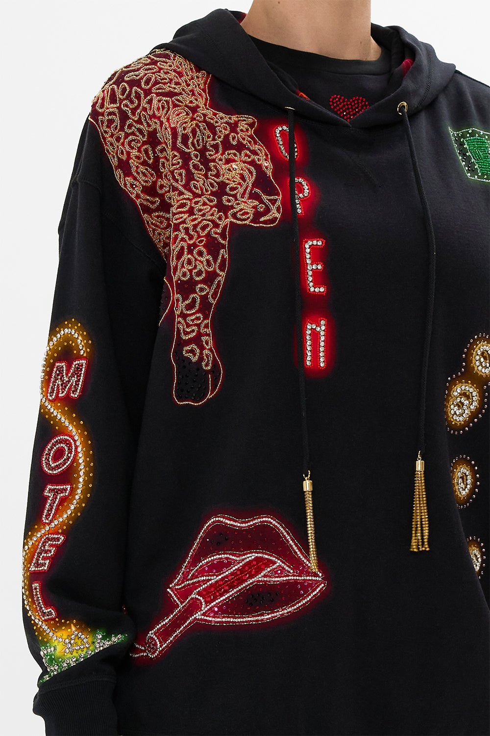 HOODY WITH POCKETS - 6