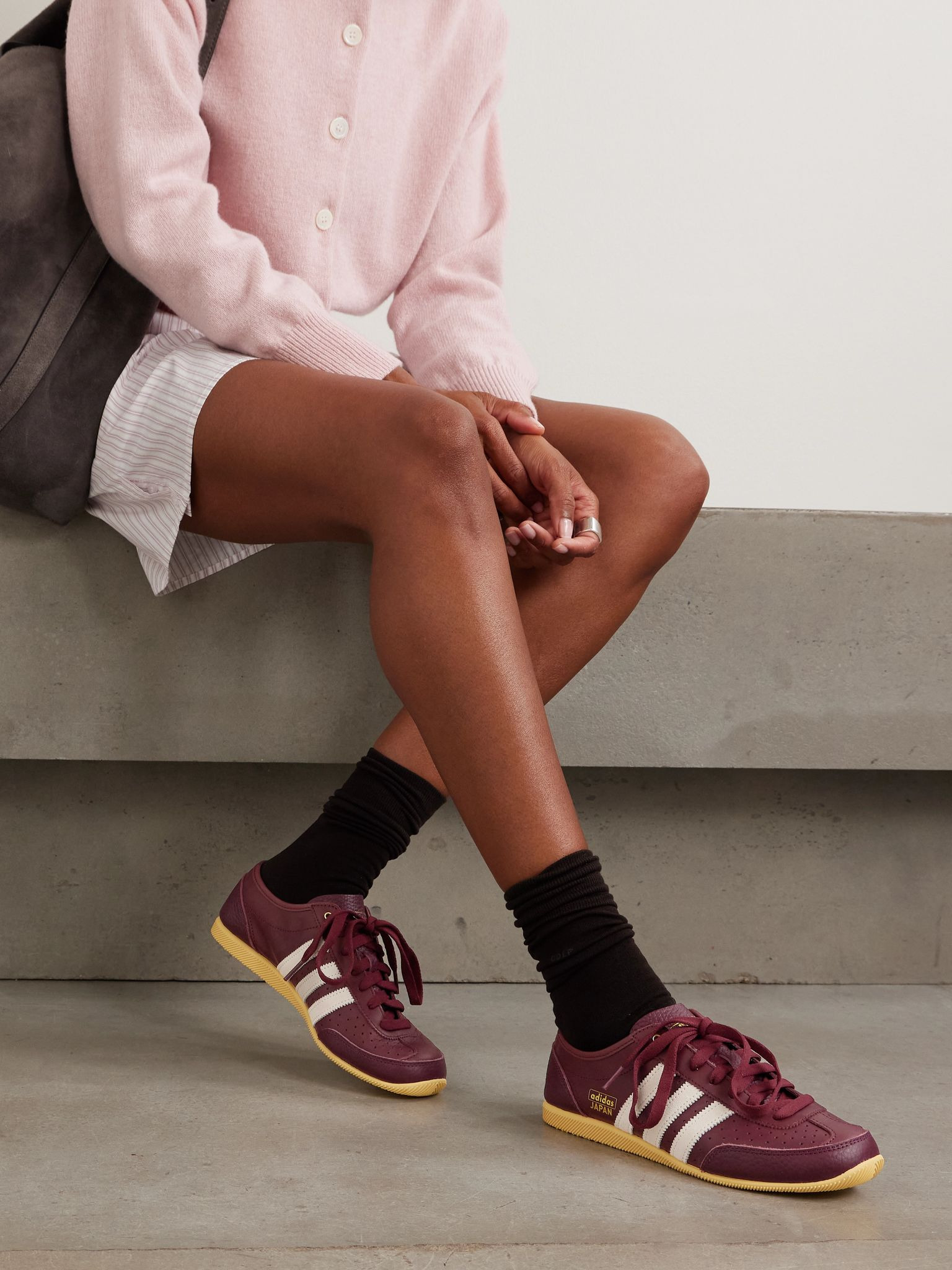 Japan Decon W perforated suede-trimmed leather sneakers Burgundy - 2
